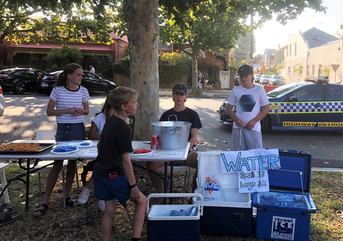Initiative and generosity: Charli and William raising money for a good cause