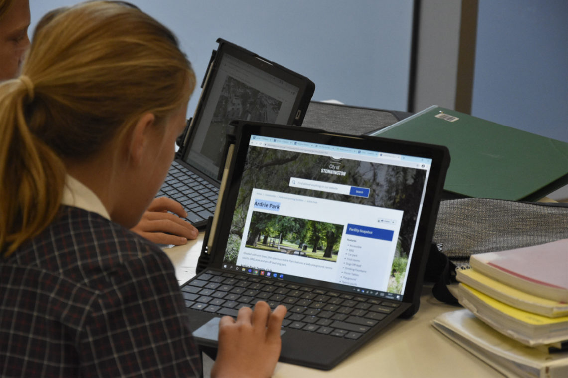 virtual-reality-taking-learning-from-the-classroom-to-the-community