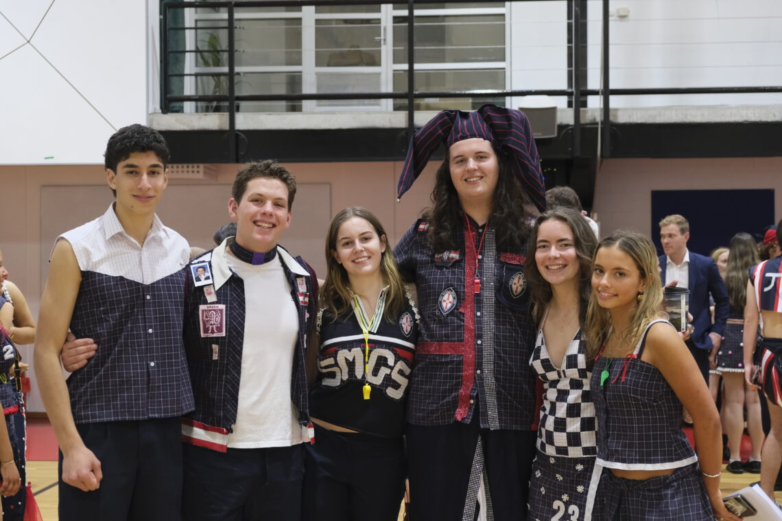 valedictory-celebrations-light-up-the-school