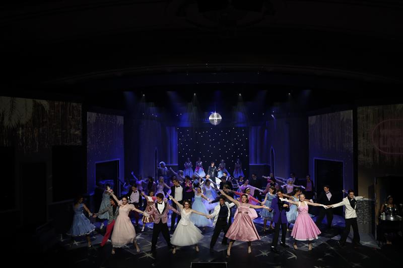 grease-the-musical-most-nominated-and-commended-school-production